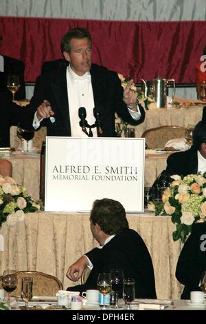 Oct. 19, 2006 - New York, New York, U.S. - K50399ML.ALFRED E. SMITH DINNER HELD AT THE WALDORF ASTORIA HOTEL , NEW YORK New York. .10-19-2006.   /     2006.(Credit Image: © Mitchell Levy/Globe Photos/ZUMAPRESS.com) Stock Photo