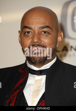 Mar. 19, 2006 - Hollywood, California, U.S. - SANTA MONICA, CA MARCH 19, 2006 (SSI) - -.Recording artist James Ingram poses for photographers, during the 2006 TV LAND AWARDS, held at the Barker Hanger, on March 19, 2006, in Santa Monica, California.   / Super Star Images.  -   K47283MG(Credit Image: © Michael Germana/Globe Photos/ZUMAPRESS.com) Stock Photo