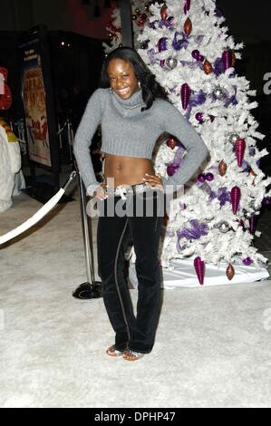 Nov. 12, 2006 - Hollywood, California, U.S. - K50735MGE.DECK THE HALLS - PREMIERE - GRAUMAN'S CHINESE THEATER, HOLLYWOOD, CALIFORNIA - 11-12-2006 -.  -   2006.JAZZ RAYCOLE(Credit Image: © Michael Germana/Globe Photos/ZUMAPRESS.com) Stock Photo