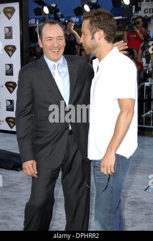 June 21, 2006 - Hollywood, California, U.S. - K48403MG.''SUPERMAN RETURNS'' WORLD PREMIERE .MANN VILLAGE & BRUIN THEATRES, WESTWOOD, CA .06-21-2006.  -   2006.KEVIN SPACEY(Credit Image: © Michael Germana/Globe Photos/ZUMAPRESS.com) Stock Photo