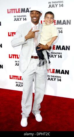 July 6, 2006 - Hollywood, California, U.S. - LOS ANGELES, CA JULY 06, 2006 (SSI) - -.Actors Marlon Wayans and Linden Porco during the premiere of the new movie from Columbia Pictures' LITTLE MAN held at the Mann National Theater, on July 6, 2006, in Los Angeles.   / Super Star Images(Credit Image: © Michael Germana/Globe Photos/ZUMAPRESS.com) Stock Photo