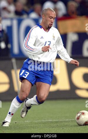 May 12, 2006 - GELSENKIRCHEN, GERMANY - MIKAEL SILVESTRE.FRANCE & MANCHESTER UNITED FC.GERMANY V FRANCE.GELSENKIRCHEN, GERMANY.15/11/2003.DIE19663.K47872.WORLD CUP PREVIEW 2006.(Credit Image: © Globe Photos/ZUMAPRESS.com) Stock Photo