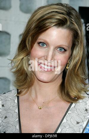 ANNA GUNN DEADWOOD SEASON 3 PREMIERE CINERAMA DOME HOLLYWOOD LOS