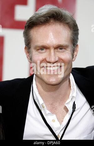 Dec. 5, 2005 - Hollywood, LOS ANGELES, USA - MARK DINDAL.FILM DIRECTOR.CHICKEN LITTLE, WORLD PREMIER.EL CAPITAN, HOLLYWOOD, LOS ANGELES, USA.30-Oct-05.LAO58661.K46147.CREDIT:(Credit Image: © Globe Photos/ZUMAPRESS.com) Stock Photo