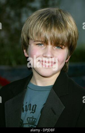 Dec. 27, 2005 - Hollywood, LOS ANGELES, USA - SLADE PEARCE.ACTOR.YOURS, MINE & OURS, WORLD PREMIER.CINERAMA DOME, HOLLYWOOD, LOS ANGELES, USA.20-Nov-05.LAP61066.CREDIT:  -   K46303(Credit Image: © Globe Photos/ZUMAPRESS.com) Stock Photo