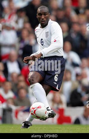 May 15, 2006 - Old Trafford Manchester, ENGLAND - SOL CAMPBELL.ENGLAND & ARSENAL FC.ENGLAND V AUSTRIA.OLD TRAFFORD MANCHESTER, ENGLAND.08-Oct-05.DIJ37678.K47874.  -   WORLD CUP PREVIEW 2006(Credit Image: © Globe Photos/ZUMAPRESS.com) Stock Photo