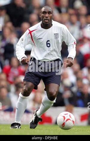 May 15, 2006 - Old Trafford Manchester, ENGLAND - SOL CAMPBELL.ENGLAND & ARSENAL FC.ENGLAND V AUSTRIA.OLD TRAFFORD MANCHESTER, ENGLAND.08-Oct-05.DIJ37677.K47874.  -   WORLD CUP PREVIEW 2006(Credit Image: © Globe Photos/ZUMAPRESS.com) Stock Photo