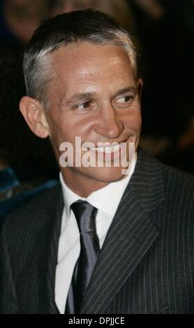 Oct. 17, 2006 - Palace Theatre, LONDON, ENGLAND - GARY LINEKER.SPORTS TV PRESENTER.UK PREMIERE OF NEW WEST END SHOW SPAMALOT.PALACE THEATRE, LONDON, ENGLAND.17 October 2006.DIE19245.CREDIT:  -   K51014(Credit Image: © Globe Photos/ZUMAPRESS.com) Stock Photo