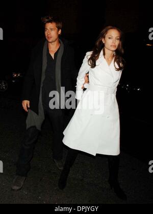 Dec. 10, 2006 - New York, New York, USA - Angelina Jolie and Brad Pitt  are out and about in for a dinner party in  Manhattan  on December 10, 2006.. Andrea  Renault      K51029AR(Credit Image: © Globe Photos/ZUMAPRESS.com) Stock Photo