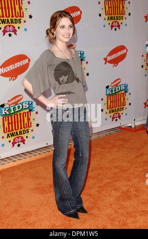 Emma Roberts at the Nickelodeon's 19th Annual Kids' Choice Awards ...