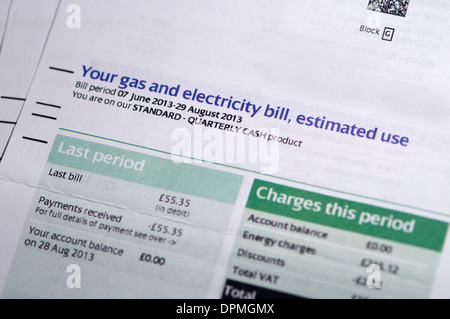 estimated electricity bill Stock Photo: 9971690 - Alamy