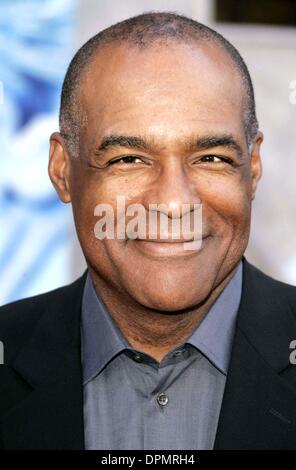 Oct. 29, 2006 - Hollywood, Los Angeles, CALIFORNIA, USA - MICHAEL DORN.ACTOR..THE SANTA CLAUSE 3: THE ESCAPE CLAUSE, FILM PREMIERE HOLLYWOOD , CA.  -   K50471.(Credit Image: © Globe Photos/ZUMAPRESS.com) Stock Photo