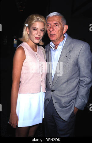 June 26, 2006 - AARON SPELLING AND DAUGHTER TORI.L8915LR 1994. LISA ROSE-(Credit Image: © Globe Photos/ZUMAPRESS.com) Stock Photo