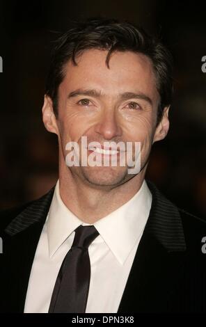 Nov. 5, 2006 - London, Greater London, United Kingdom - K50588.'The Prestige' Premiere-Arrivals-Odeon West End, Leicester Square, London, United Kingdom.. MARK CHILTON-RICH    11-05-2006.HUGH JACKMAN(Credit Image: © Globe Photos/ZUMAPRESS.com) Stock Photo