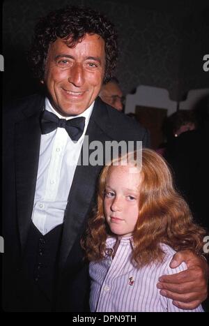 May 1, 2006 - TONY BENNETT WITH HIS DAUGHTER ANTONIA 1983.E9047A. NATE CUTLER-(Credit Image: © Globe Photos/ZUMAPRESS.com) Stock Photo