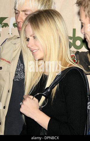 Sept. 28, 2006 - Los Angeles, CALIFORNIA, USA - AVRIL LAVIGNE -.AREA - NEW NIGHTCLUB OPENING, LOS ANGELES, CALIFORNIA - .09-28-2006 -. NINA PROMMER/   2006.K49809NP(Credit Image: © Globe Photos/ZUMAPRESS.com) Stock Photo