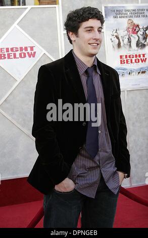 Feb. 12, 2006 - Hollywood, CALIFORNIA, USA - JASON BIGGS -.WORLD PREMIERE OF 'EIGHT BELOW' -.EL CAPITAN THEATER, HOLLYWOOD, CALIFORNIA - .02-12-2006 -. NINA PROMMER/   2006.K46391NP.(Credit Image: © Globe Photos/ZUMAPRESS.com) Stock Photo