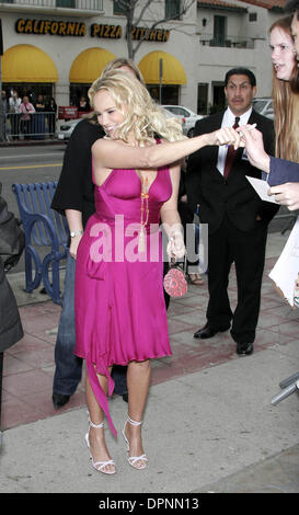 Apr. 23, 2006 - Los Angeles, CALIFORNIA, USA - KRISTIN CHENOWETH -.RV - LOS ANGELES PREMIERE -.MANN VILLAGE THEATER, WESTWOOD, CALIFORNIA - .04-23-2006 -. NINA PROMMER/   2006.K47577NP.(Credit Image: © Globe Photos/ZUMAPRESS.com) Stock Photo