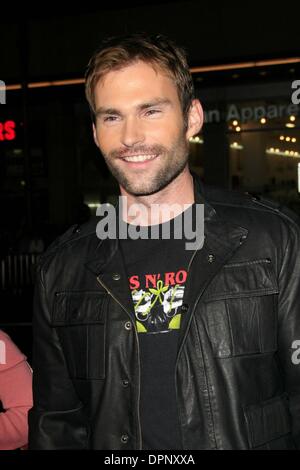 Sept. 21, 2006 - Hollywood, CALIFORNIA, USA - SEANN WILLIAM SCOTT -.JACKASS NUMBER TWO - WORLD PREMIERE -.GRAUMAN'S CHINESE THEATER, HOLLYWOOD, CALIFORNIA - .09-21-2006 -. NINA PROMMER/   2006.K49803NP(Credit Image: © Globe Photos/ZUMAPRESS.com) Stock Photo