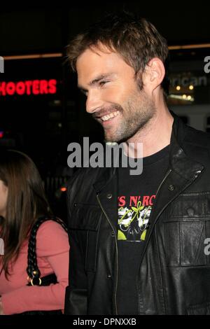 Sept. 21, 2006 - Hollywood, CALIFORNIA, USA - SEANN WILLIAM SCOTT -.JACKASS NUMBER TWO - WORLD PREMIERE -.GRAUMAN'S CHINESE THEATER, HOLLYWOOD, CALIFORNIA - .09-21-2006 -. NINA PROMMER/   2006.K49803NP(Credit Image: © Globe Photos/ZUMAPRESS.com) Stock Photo