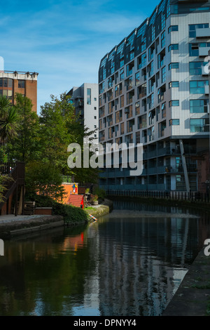 Modern Apartments/Flats Along the Rochdale Canal in Manchester City Centre. Stock Photo