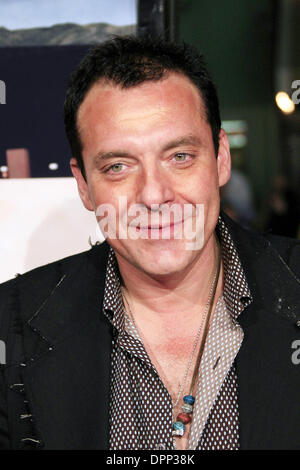 Nov. 6, 2006 - Los Angeles, CALIFORNIA, USA - TOM SIZEMORE -.BABEL PREMIERE -.WESTWOOD, CALIFORNIA - .11-05-2006 -. NINA PROMMER/   2006.K50553NP(Credit Image: © Globe Photos/ZUMAPRESS.com) Stock Photo