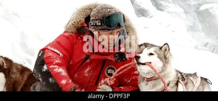 Jan. 26, 2006 - ''EIGHT BELOW''. Supplied by    K46856.Paul Walker and Maya(Credit Image: © Globe Photos/ZUMAPRESS.com) Stock Photo