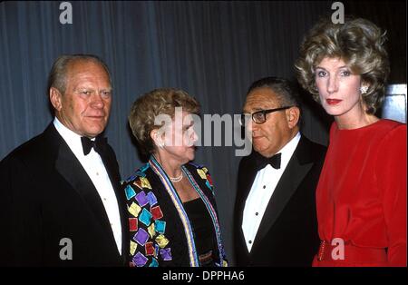 Nov. 10, 2006 - A0777.GERALD FORD, BETTY FORD, HENRY KISSINGER AND NANCY KISSINGER.Â©     NANCYKISSINGERRETRO(Credit Image: © Globe Photos/ZUMAPRESS.com) Stock Photo