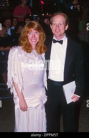 June 15, 2006 - RON HOWARD WITH HIS WIFE CHERYL ALLEY 07-30-1992.# 16501. UPPA-(Credit Image: © Globe Photos/ZUMAPRESS.com) Stock Photo