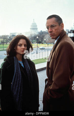 Sept. 8, 2006 - A5678.JODIE FOSTER WITH SCOTT GLENN IN ''THE SILENCE OF THE LAMBS''.SUPPLIED BY    TV-FILM-STILL(Credit Image: © Globe Photos/ZUMAPRESS.com) Stock Photo