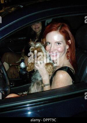 Oct. 22, 2006 - K50400NC.PHOEBE PRICE ARRIVING AT.THE BEVERLY HILLS MUTT DOG SHOW.BEVERLY HILLS MUTT CLUB, BEVERLY HILLS, CALIFORNIA 10-22-2006. NOEL-   2006(Credit Image: © Globe Photos/ZUMAPRESS.com) Stock Photo