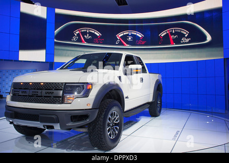 Ford f 150 raptor hi-res stock photography and images - Alamy