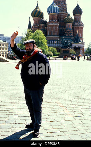 Aug. 17, 2006 - Luciano Pavarotti in Moscow.   -    LUCIANOPAVAROTTIRETRO(Credit Image: © Globe Photos/ZUMAPRESS.com) Stock Photo