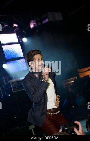 Mar 20, 2009 - Austin, Texas - Singer PERRY FARRELL of 'Jane's Addiction' performing at the Playboy party during SXSW 2009 - Day Three. (Credit Image: © Aviv Small/ZUMA Press) Stock Photo