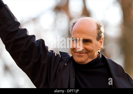 November 27, 2008: Musician James Taylor waves to the crowd..The Macy's Thanksgiving Day Parade in New York City, NY.  Richey Miller/CSM (Credit Image: © Richey Miller/Cal Sport Media) Stock Photo