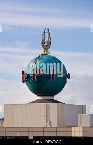 Mar 17, 2009 - Seattle, Washington, USA - The Seattle Post-Intelligencer globe icon sitting on top of the newspaper's headquarters building, which printed its last print edition.  Hearst Corp., which owns the 146-year-old P-I, said Monday that it failed to find a buyer for the newspaper, which it put up for a 60-day sale in January after years of losing money. The P-I's roots date  Stock Photo