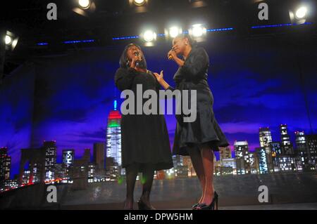 CECE WINANS and MONIQUE WALKER performing on the Trinity Broadcasting Network.New York City 03-26-2009.Photo By Kim Keitt-Globe Photos, Inc. Â© 2009.K61344KKE (Credit Image: © Globe Photos/ZUMAPRESS.com) Stock Photo