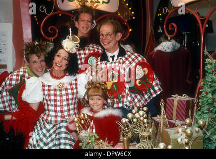 JEREMY HOWARD HOW THE GRINCH STOLE CHRISTMAS (2000 Stock Photo, Royalty ...