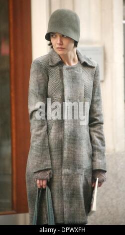 Feb 25, 2009 - New York, New York, USA - Actress KATIE HOLMES films a scene from her new movie 'The Extra Man' on 20th Street in Manhattan.  (Credit Image: Â© Nancy Kaszerman/ZUMA Press) Stock Photo