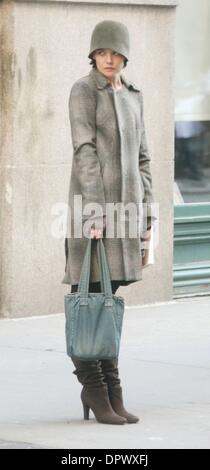 Feb 25, 2009 - New York, New York, USA - Actress KATIE HOLMES films a scene from her new movie 'The Extra Man' on 20th Street in Manhattan.  (Credit Image: Â© Nancy Kaszerman/ZUMA Press) Stock Photo