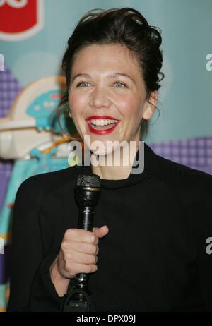 Jan 27, 2009 - New York, New York, USA - Actress MAGGIE GYLLENHAAL and Fisher-Price launch Precious Planet BabyGear Line at the Amphibian Room at Central Park Zoo. (Credit Image: Â© Nancy Kaszerman/ZUMA Press) Stock Photo