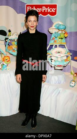 Jan 27, 2009 - New York, New York, USA - Actress MAGGIE GYLLENHAAL and Fisher-Price launch Precious Planet BabyGear Line at the Amphibian Room at Central Park Zoo. (Credit Image: Â© Nancy Kaszerman/ZUMA Press) Stock Photo