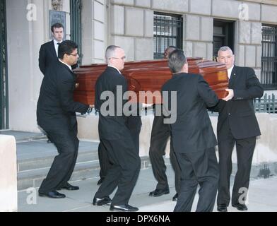 Mar 21, 2009 - New York, New York, USA -  The casket containing the body of actress NATASHA RICHARDSON leaves the American Irish Historical Society heading for Millbrook, NY where she will be buried on Sunday. (Credit Image: Â© Nancy Kaszerman/ZUMA Press) Stock Photo