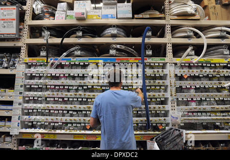Apr 29, 2009 - Atlanta, Georgia, USA - The Home Depot Inc. posted a 44 percent increase in its first-quarter profit on Tuesday. PICTURED: The Home Depot customer JEFF ABEL shops at one of the company's stores in Atlanta, Georgia on Wednesday, April 29, 2009.  (Credit Image: © Erik Lesser/ZUMA Press) Stock Photo