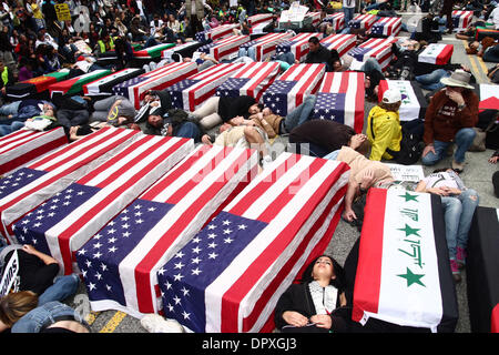 Mar 21, 2009 - Hollywood, California, USA - A large anti-war protest led by veteran-activist-author RON KOVIC ('Born On The 4th of July') marches down the streets of Hollywood on the 6th anniversary of the invasion of Iraq by US forces on Saturday March 21, 2009. (Credit Image: © Chris Lee/ZUMA Press) Stock Photo