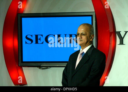 Apr 29, 2009 - New Delhi, NCR (National Capital Region), India - Special Secretary, Department of Information and Technology, Ministry of Communication and IT, R CHANDRASEKHAR launches the portal secureyourPC.in at a press conference organised MICROSOFT India. (Credit Image: © M Lakshman/M. Lakshman/ZUMA Press) Stock Photo