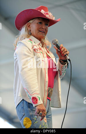 Apr 25, 2009 - Indio, California, USA - Singer LYNN ANDERSON performs live at the Empire Polo Field as part of the 2009 Stagecoach Country Music Festival. (Credit Image: © Jason Moore/ZUMA Press) Stock Photo