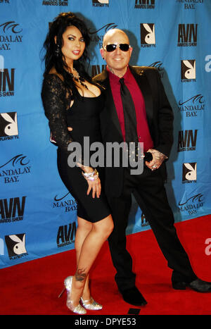 Jan 10, 2009 - Las Vegas, Nevada, USA - Adult film star and Feb. 2000 Penthouse Pet of the month, TERA PATRICK (L) and husband rocker husband EVAN SEINFELD (R) on the red carpet for the 26th annual AVN awards at the Mandalay Bay Hotel and Casino. (Credit Image: © Valerie Nerres/ZUMA Press) Stock Photo