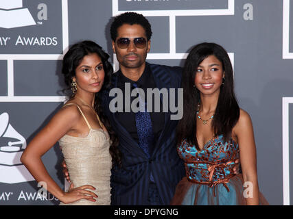 Feb 08, 2009 - Los Angeles, California, USA - ERIC BENET and guests arriving on the red carpet at the 51st Grammy Awards held at the Staples Center in Los Angeles. (Credit Image: © Lisa O'Connor/ZUMA Press) Stock Photo