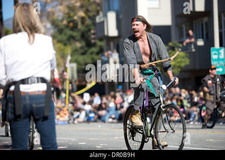 Jan 18, 2009 - Pasadena, California, USA - Chopaderos Bicycle Club during the 32nd annual Doo Dah Parade, a popular farcical and flamboyant parade. (Credit Image: © Karl Polverino/ZUMA Press) Stock Photo